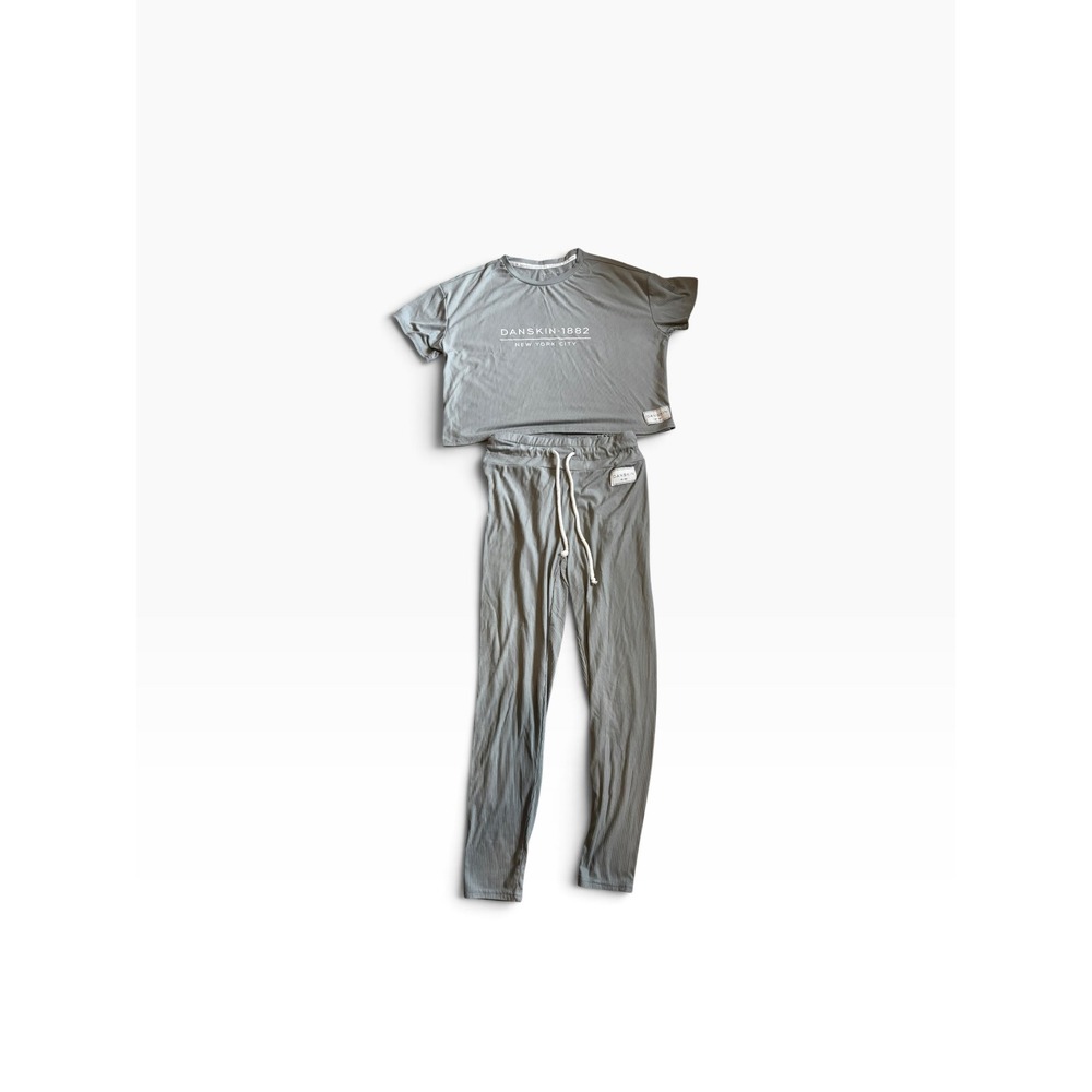 Danskin Lounge Set L Grey Ribbed Short Sleeve Top and Pants Athleisure Co-ord
